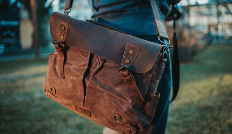 Peut-on recolorer un sac en cuir ?